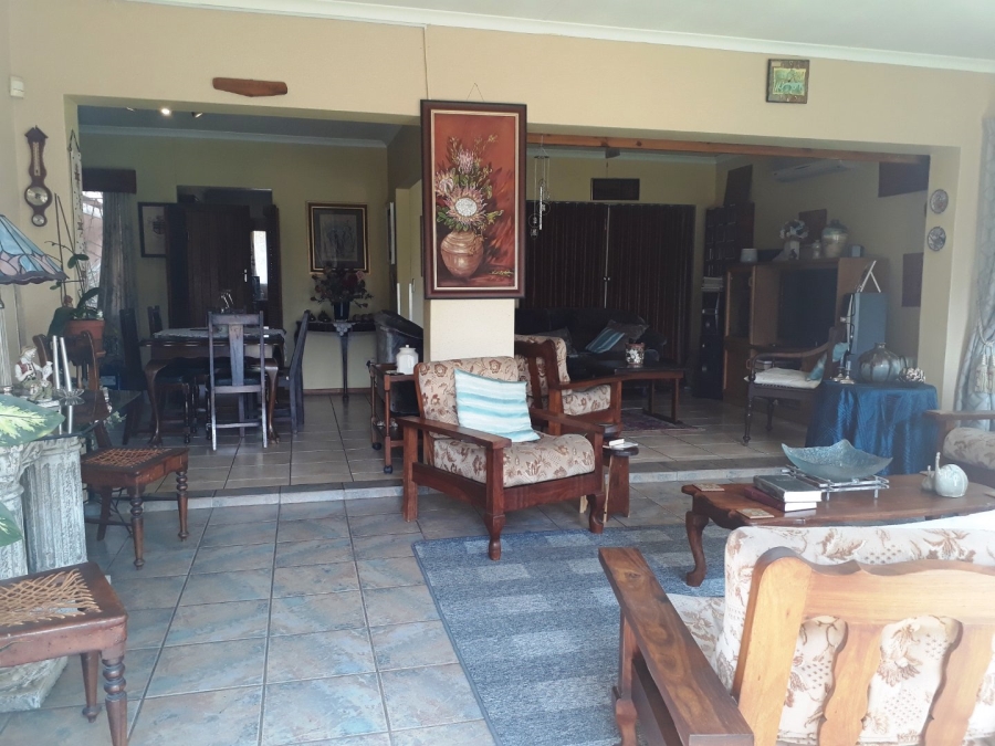 4 Bedroom Property for Sale in Vaalpark Free State